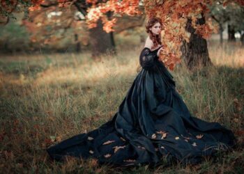 How to Choose the Goth Clothes for Formal Events?