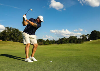Health Benefits of Stay and Play Golf