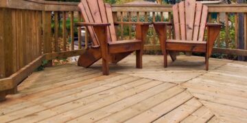 Vinyl or Wood: How to Choose the Right Decking Material