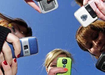 Which App is Best for Monitoring Your Child’s Phone?