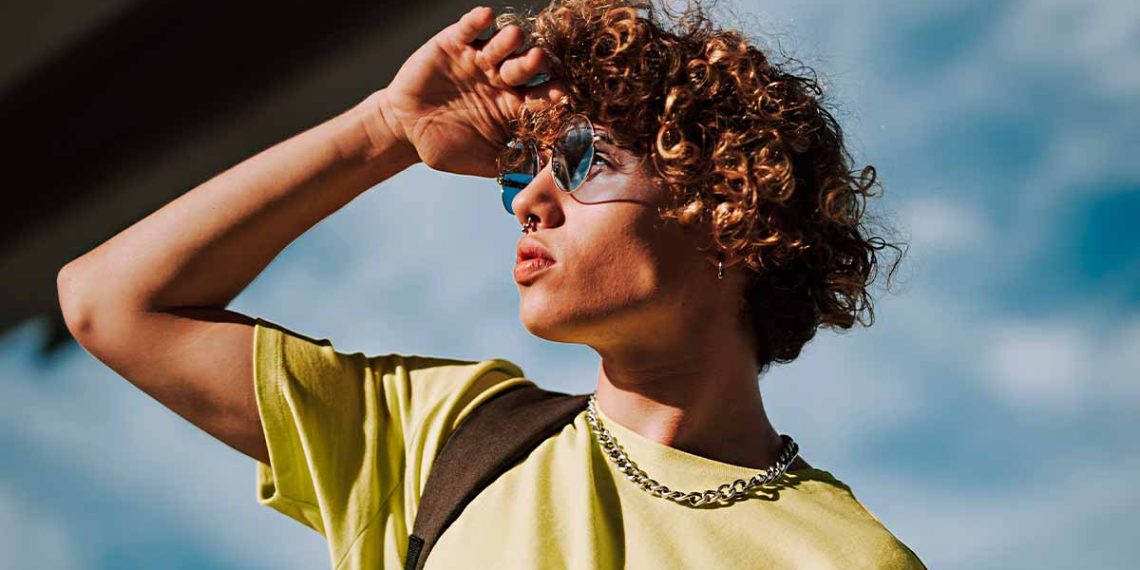 How to Get Wavy Hair Without Using Any Products: Guide for Men