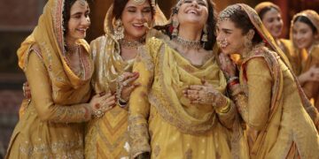 8 Historical Courtesans Who Wielded More Power Than Kings